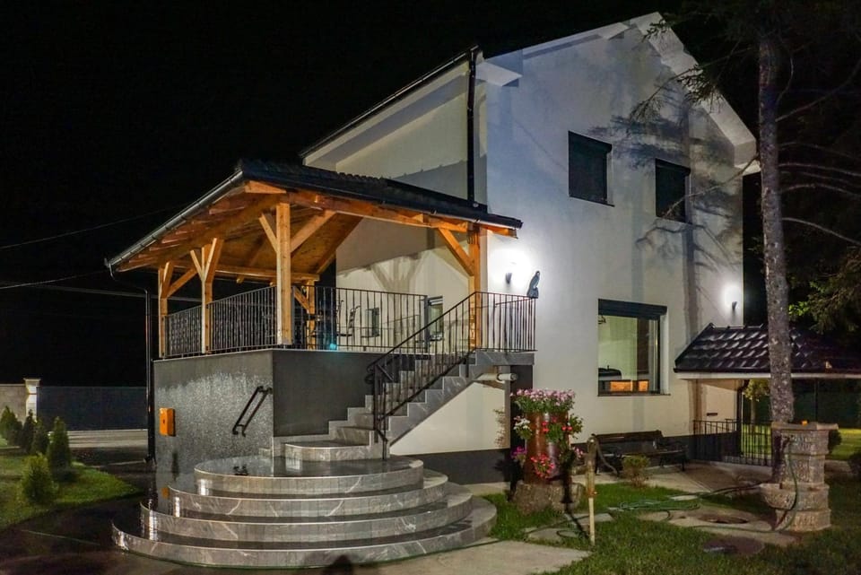 Vila Gospođica Villa in Serbia
