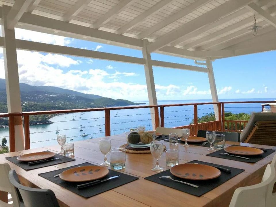 View (from property/room), Balcony/Terrace, Dining area, Mountain view, Sea view
