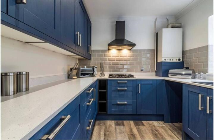 Cosy 3 Bedroom House Mansfield Apartment in Mansfield