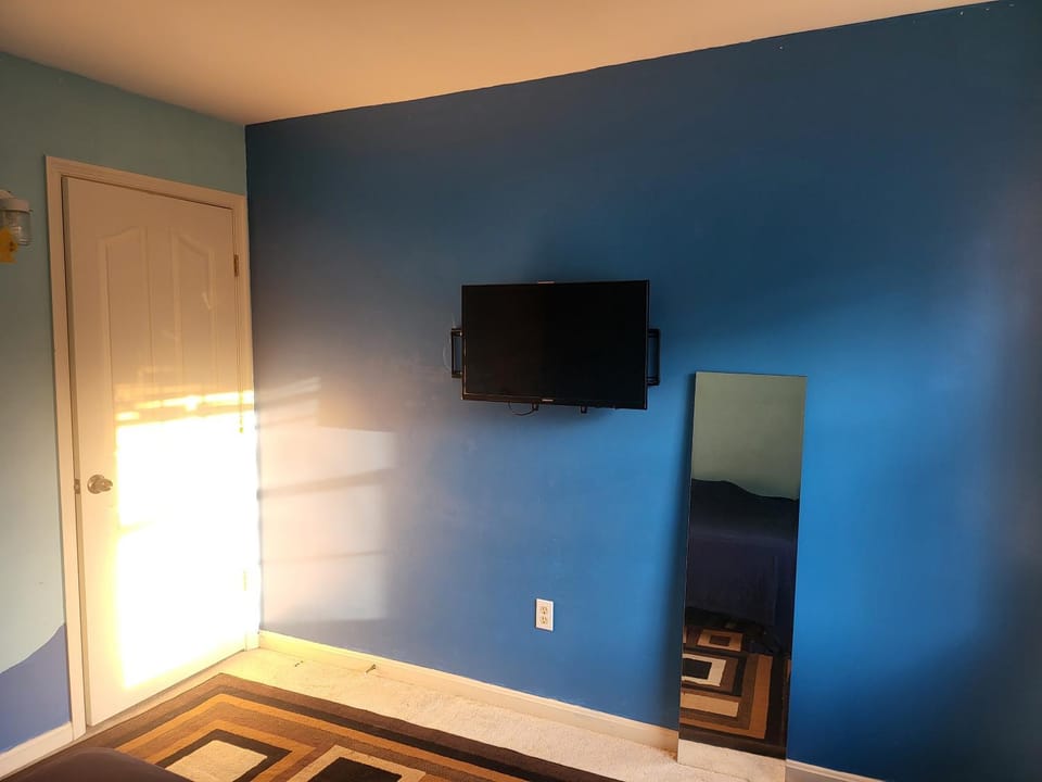 Cara Drive Room Vacation rental in Springdale