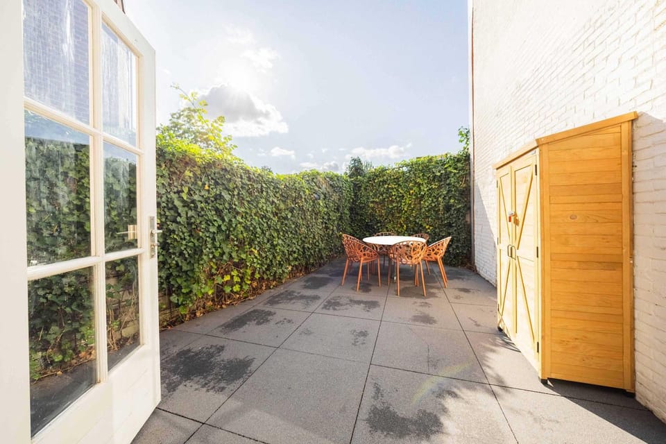 Urban Luxe 70 m2 Two-Bedroom Apartment GB-62 Apartment in Eindhoven