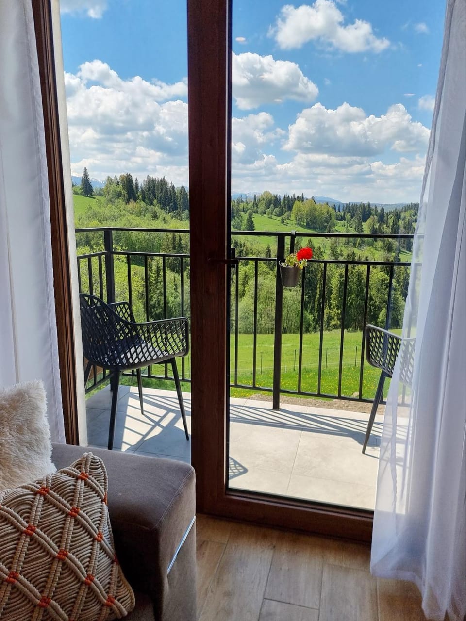Spring, Day, View (from property/room), Balcony/Terrace, Living room, Seating area, Garden view