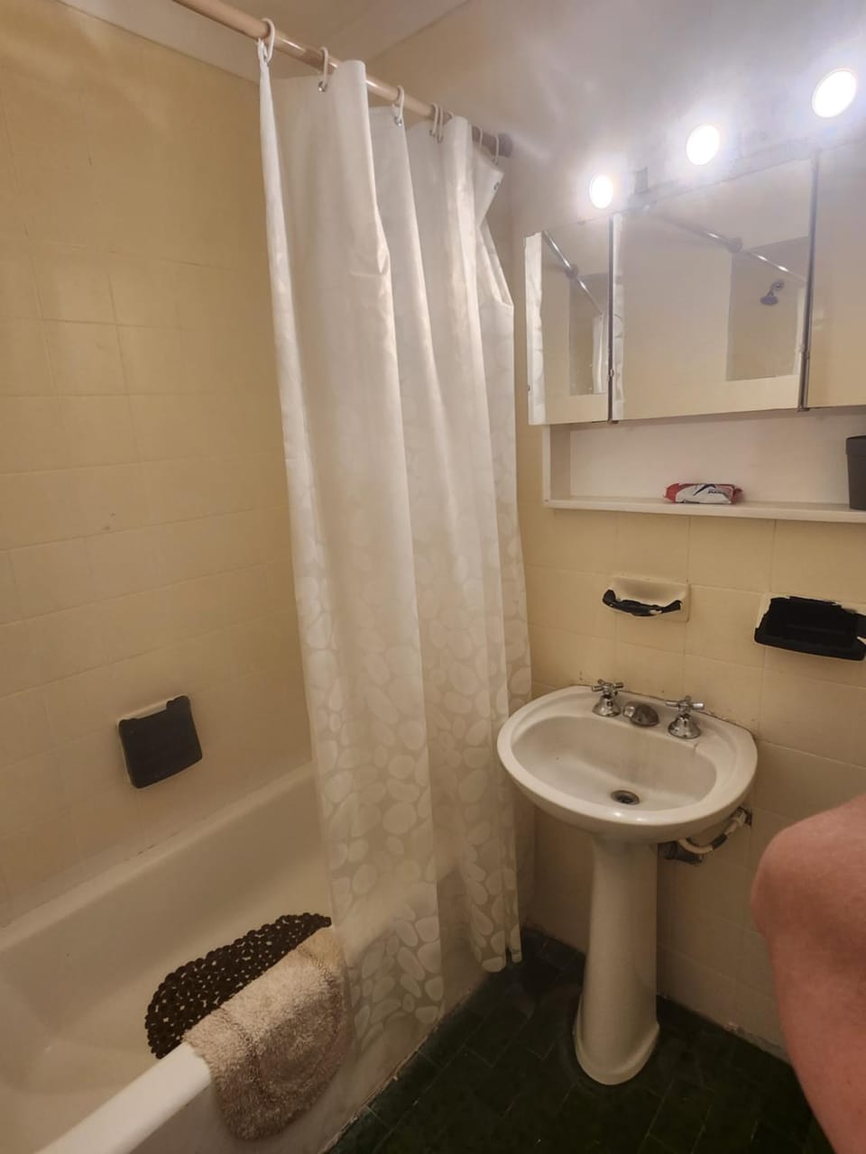 Bathroom, Bath