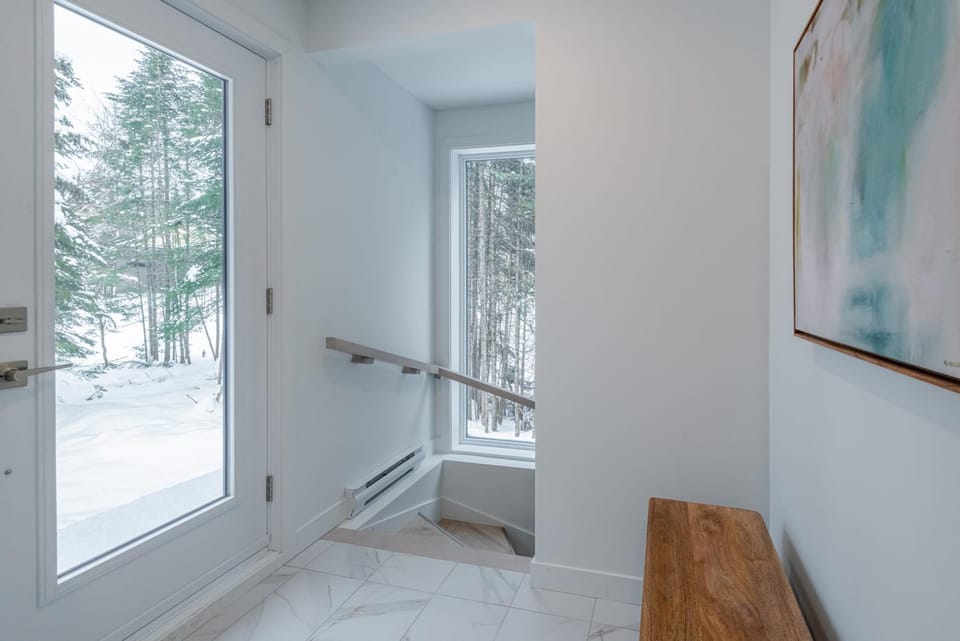 Chalet Odin - SPA, PISCINE, SAUNA partagés Chalet in Quebec City