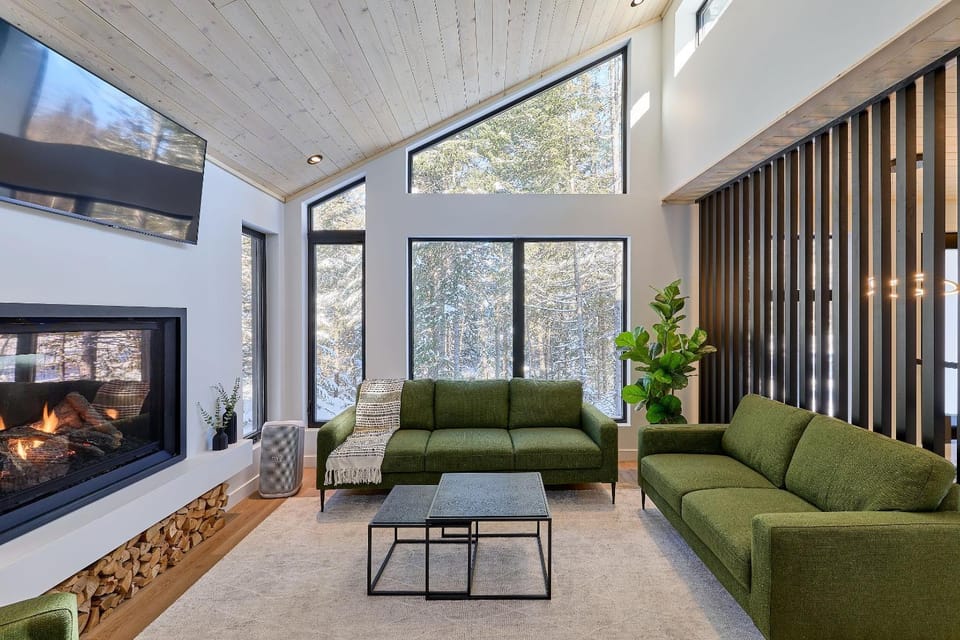 Chalet La Blanche private spa Chalet in Quebec City