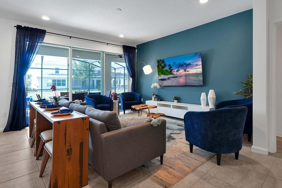 TV and multimedia, Living room, Seating area