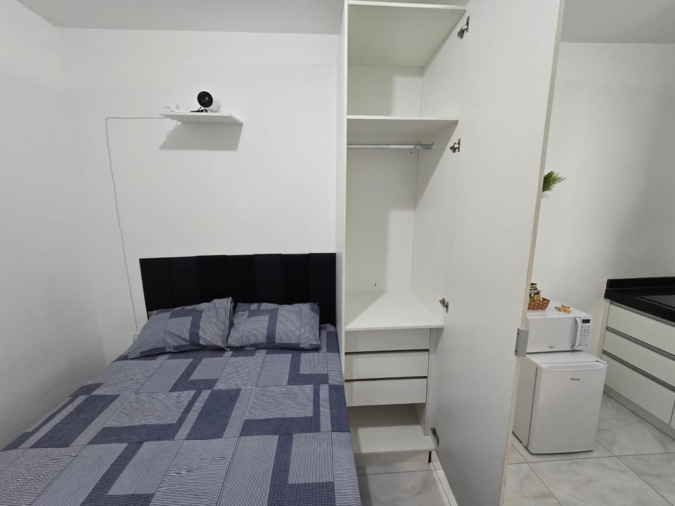 Bed, Kitchen or kitchenette, Photo of the whole room, Bedroom, wardrobe
