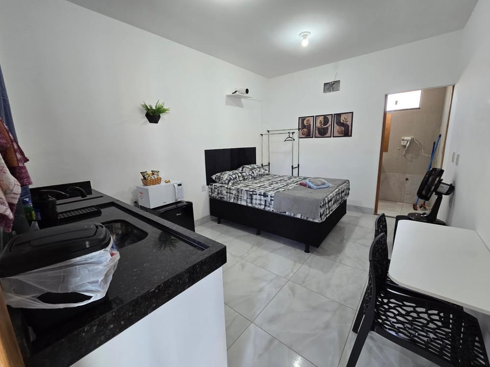 Communal lounge/ TV room, Bed, TV and multimedia, Living room, Photo of the whole room, Seating area, Dining area, Evening entertainment, Bedroom