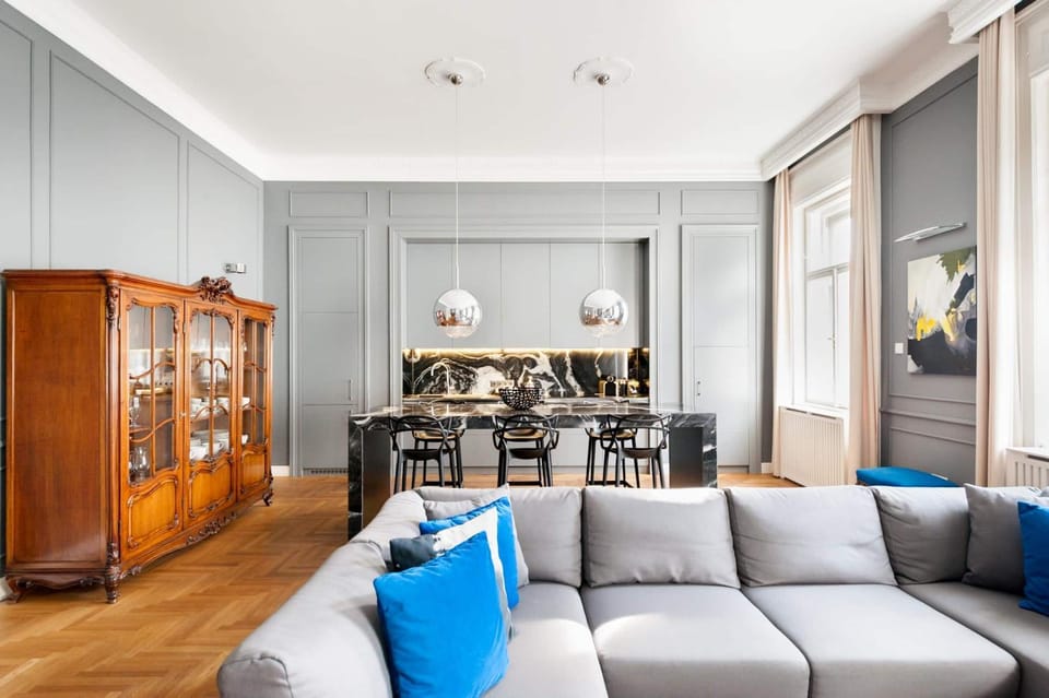 Living room, Dining area