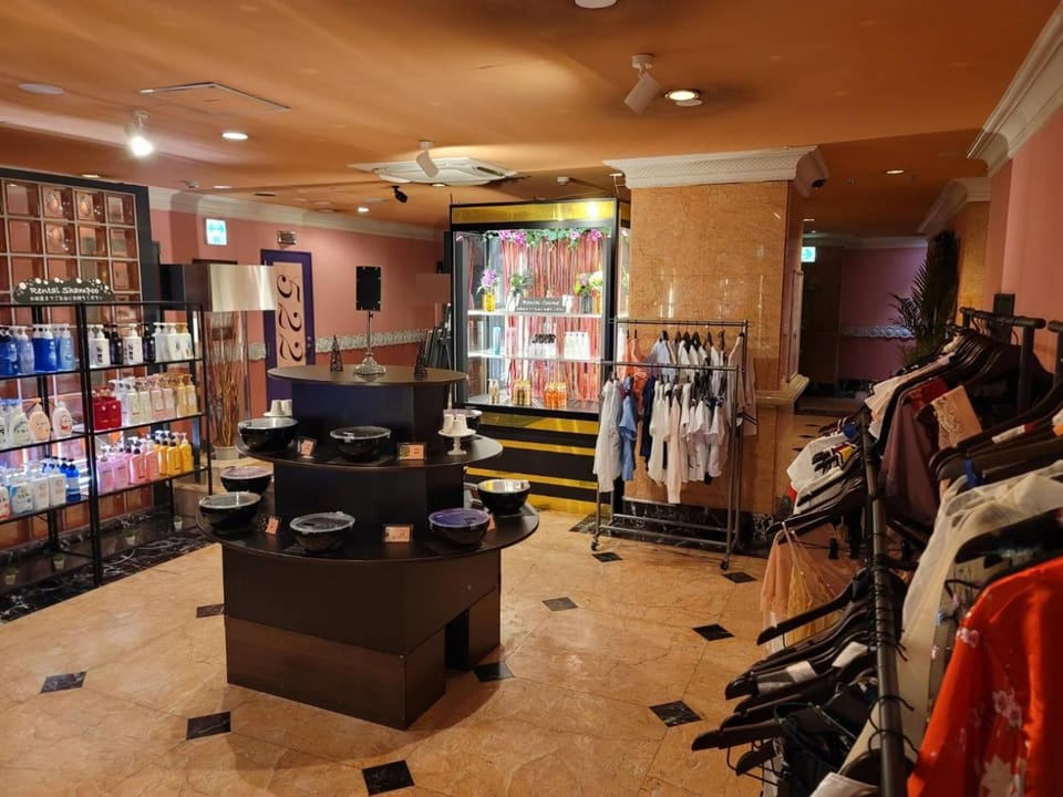 藍plus Love hotel in Nagano Prefecture