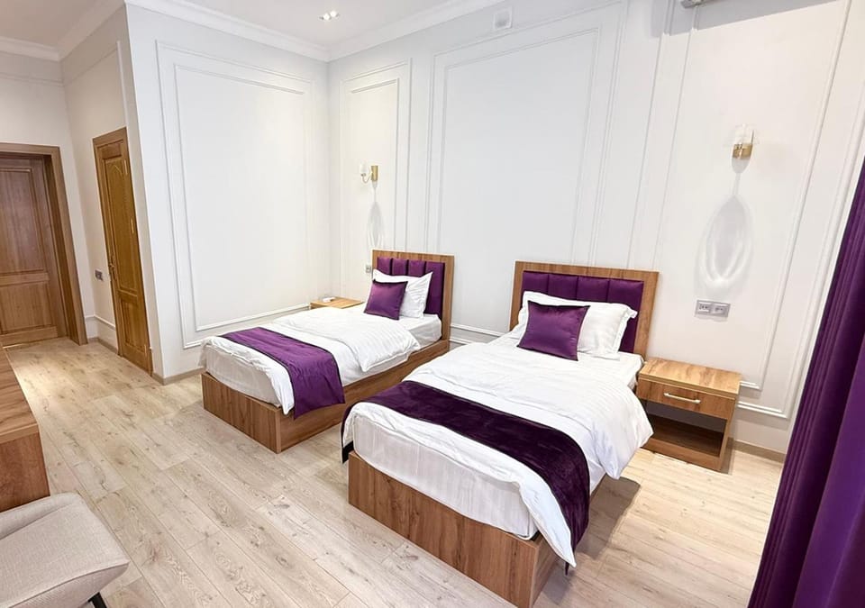 Bedroom, wardrobe