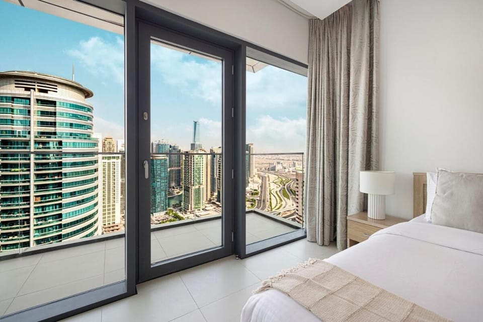 Bed, View (from property/room), Balcony/Terrace, Bedroom, City view