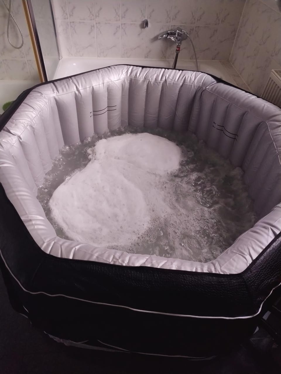 Hot Tub, Hot Tub