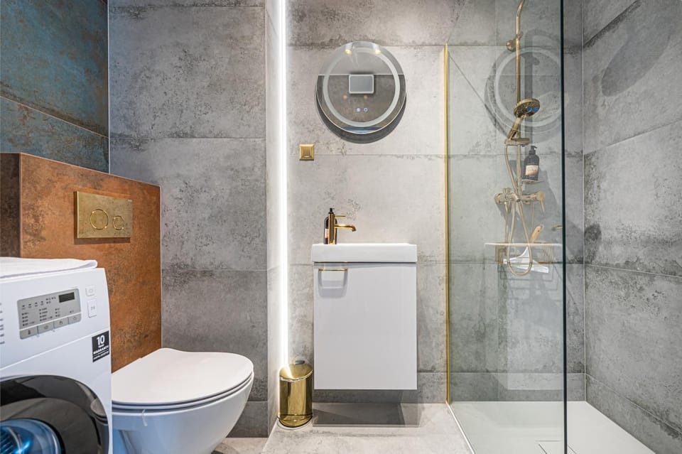 Shower, Bathroom, washing machine