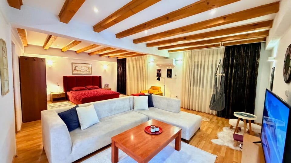 TV and multimedia, Living room, Bedroom