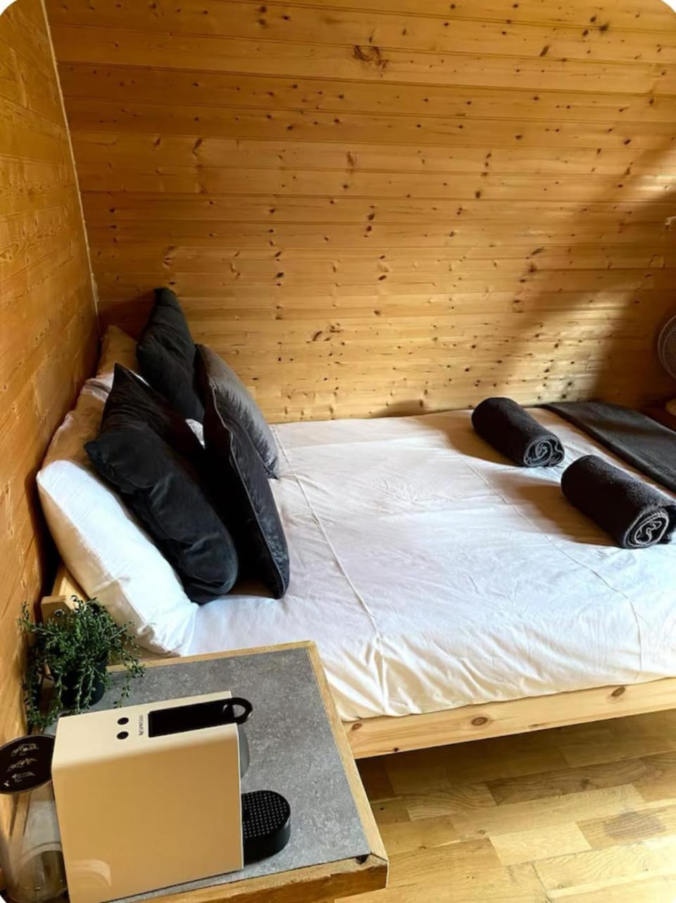 Apple Tree Cabin Cabin in Forest of Dean