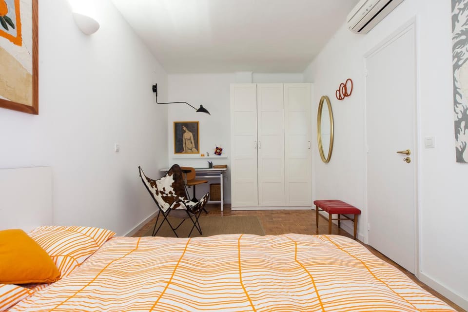 Bed, Photo of the whole room, Bedroom, wardrobe