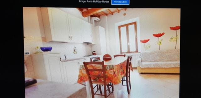 Borgo Rosia Holiday House Apartment in Tuscany