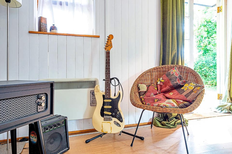 Communal lounge/ TV room, Living room