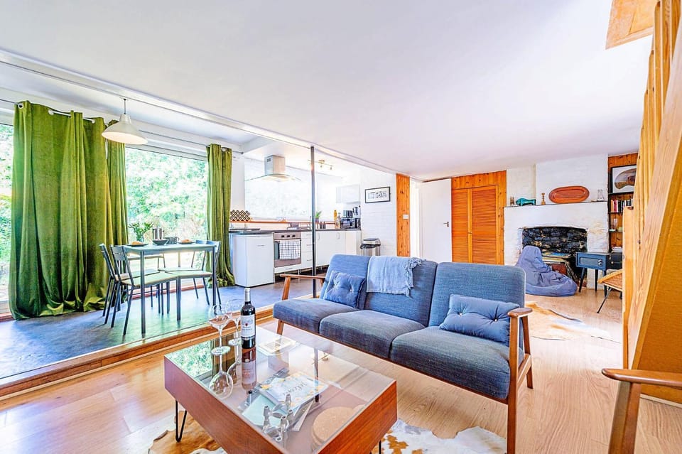 Communal lounge/ TV room, Living room