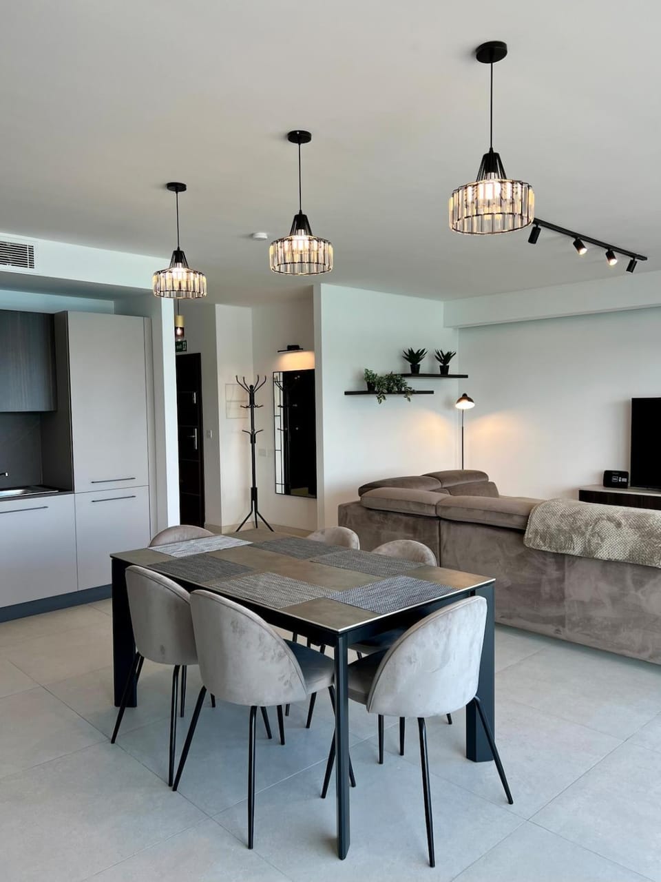 Living room, Dining area