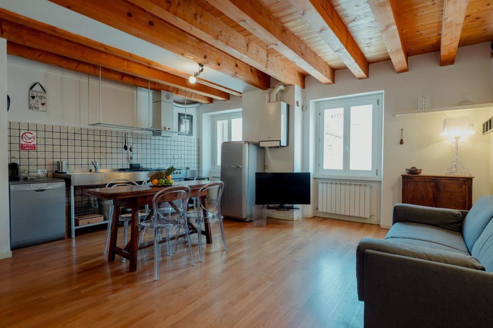 Kitchen or kitchenette, Living room, Dining area, stove