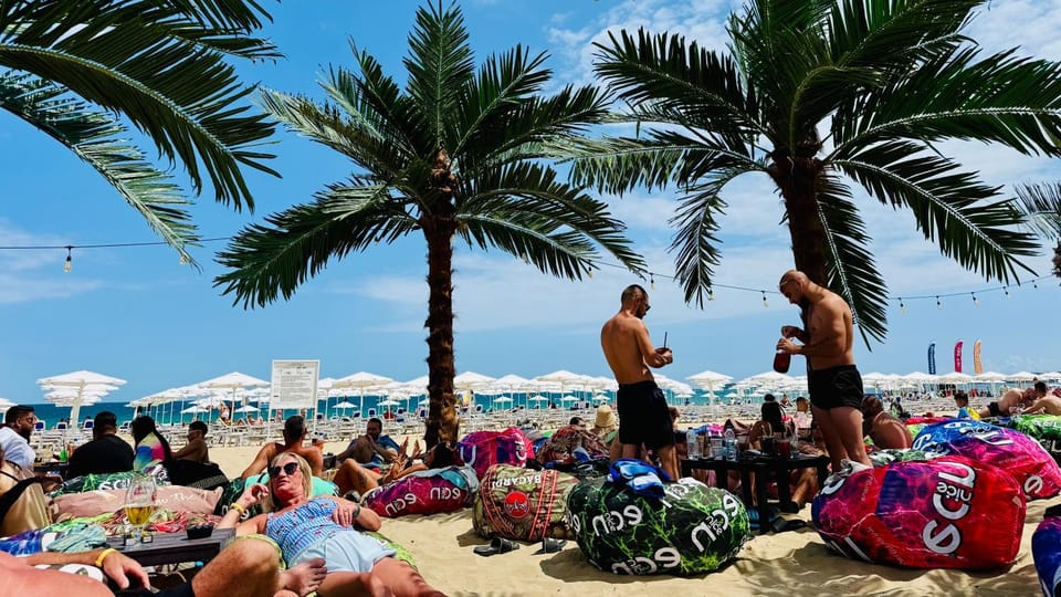 Day, Beach