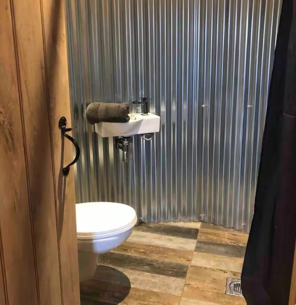 Stargazer Cabin Cabin in Forest of Dean