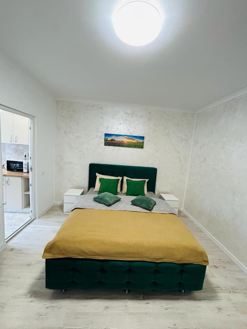 Modern & Cozy Studio with Balcony Apartment in Romania
