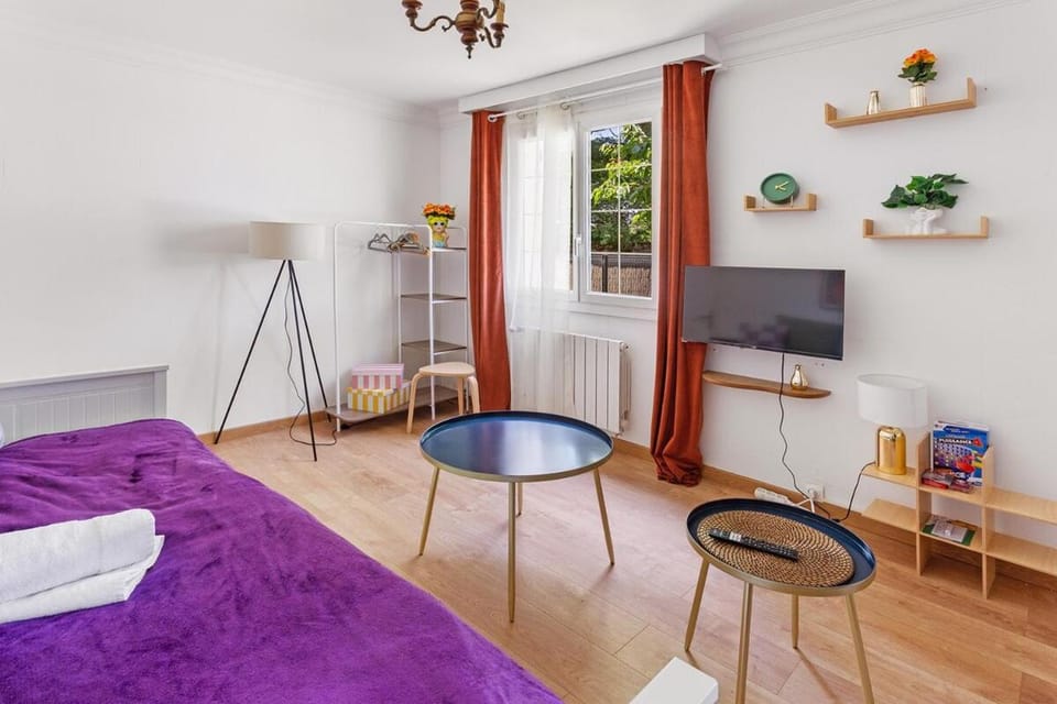 CHANGEMENT DE GESTION - Studio "L'Orée" - Calme à Sautron, Proche Atlantis Apartment in Pays de la Loire