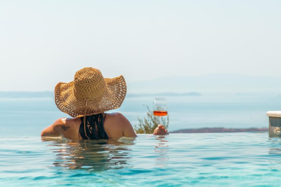 Day, People, Natural landscape, Beach, Guests, Pool view, Sea view, Swimming pool, sunbed