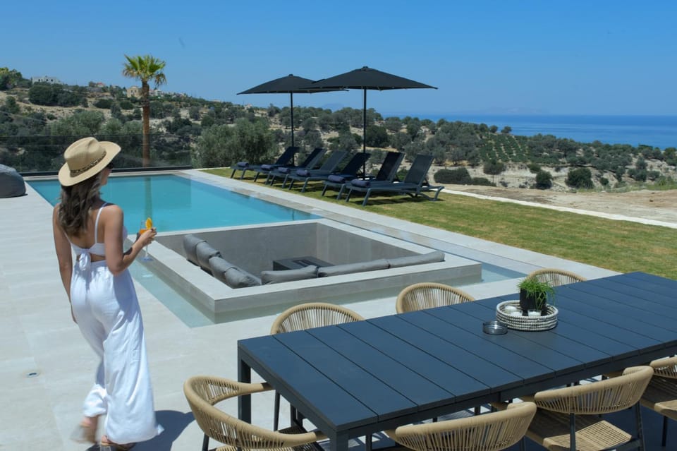 Patio, Day, People, Natural landscape, Pool view, Sea view, Swimming pool, group of guests, sunbed