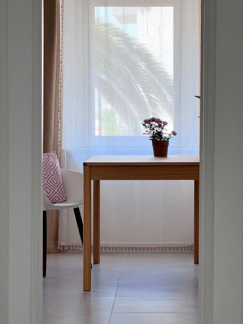 Seating area, City view, Sea view, Sea view