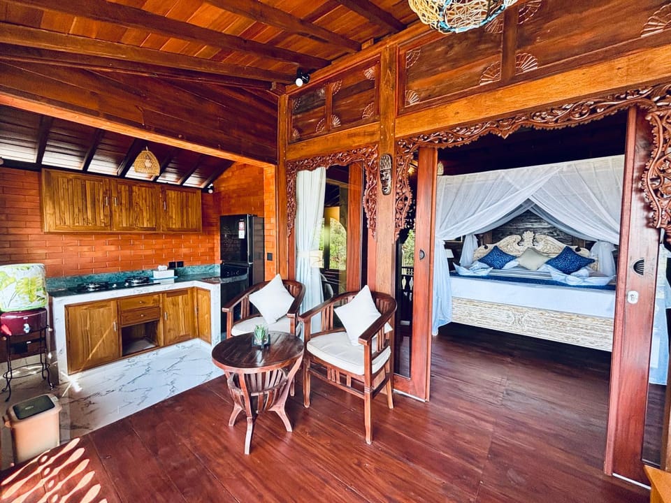 Bed, Balcony/Terrace, Kitchen or kitchenette, Seating area, Dining area, Bedroom, stove
