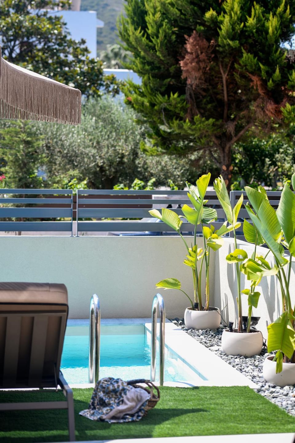 Pool view, Swimming pool, Swimming pool