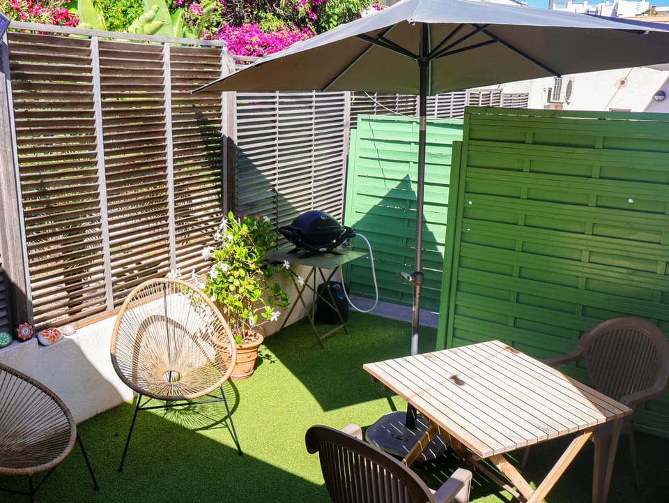 Garden, Balcony/Terrace