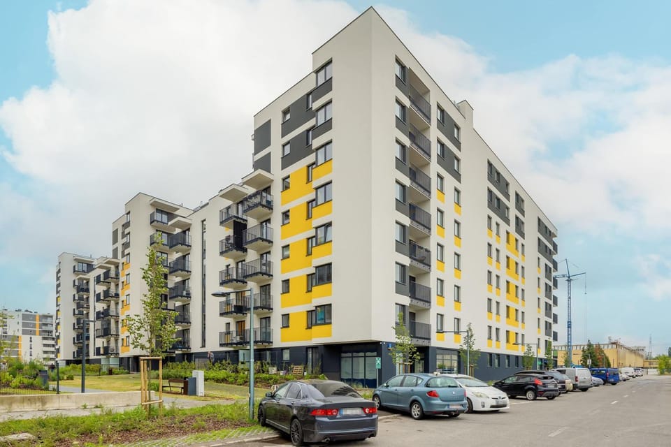 Property building, Neighbourhood