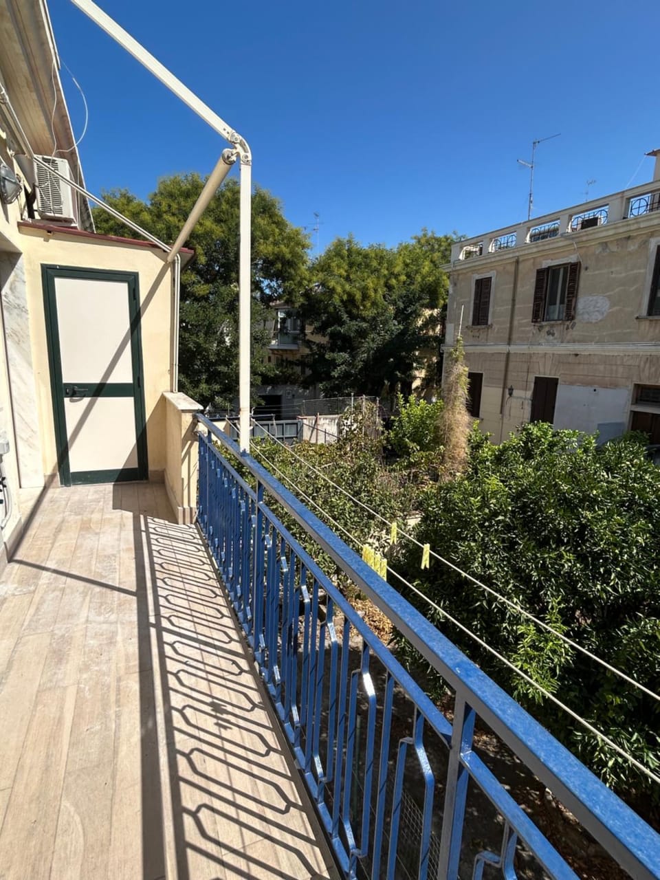 Property building, View (from property/room), Balcony/Terrace