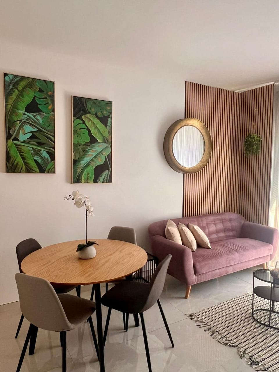 Living room, Dining area