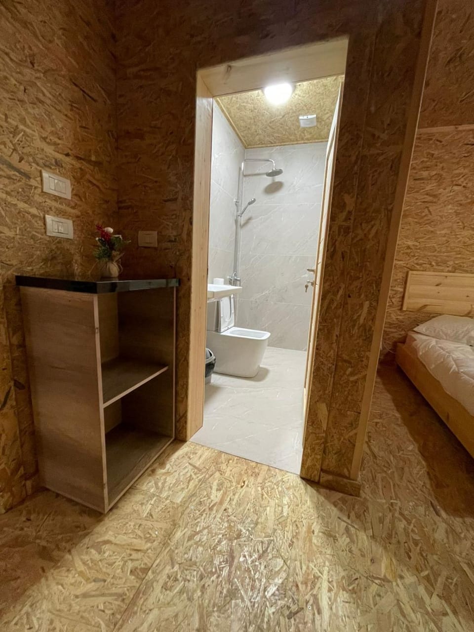 Shower, Toilet, Bathroom, Bedroom