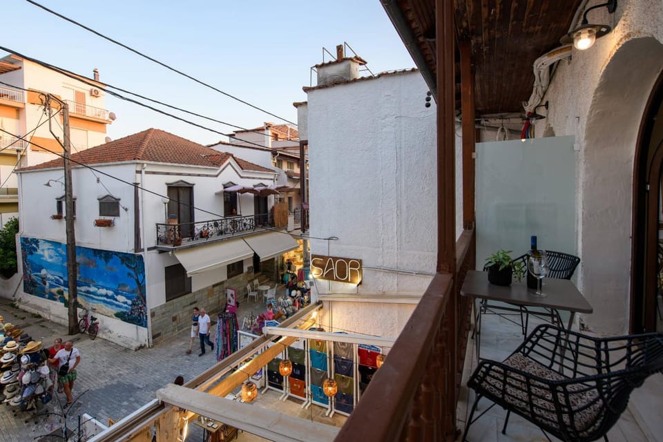 Balcony/Terrace, City view