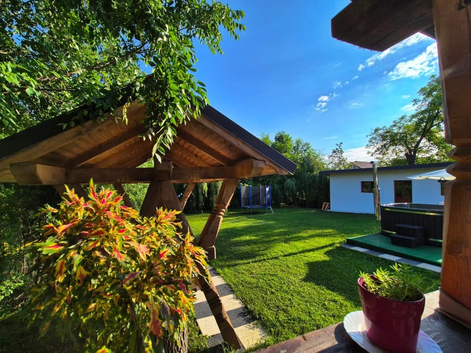 Garden, Garden view