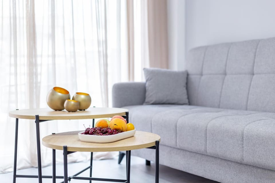 Living room, Food and drinks