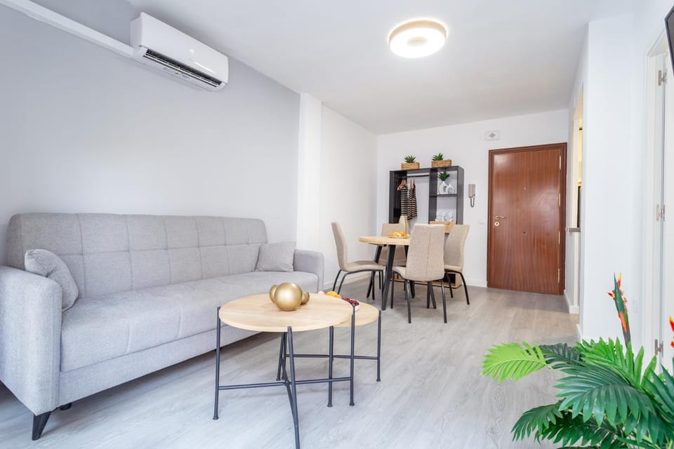 Living room, air conditioner