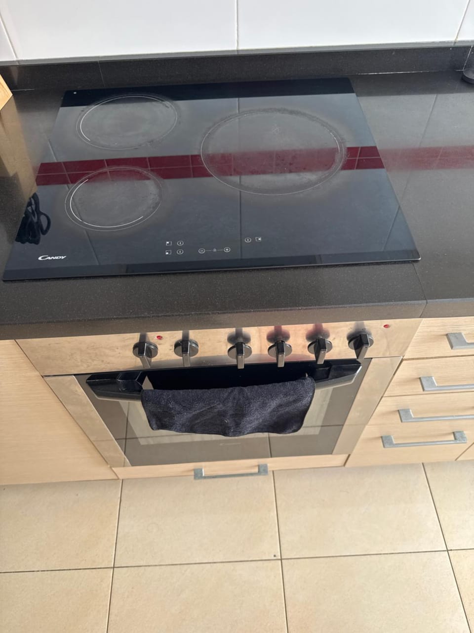 Kitchen or kitchenette, Kitchen or kitchenette