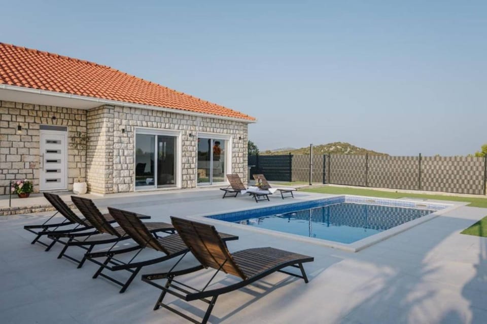 Villa Verde Villa in Šibenik-Knin County, Croatia