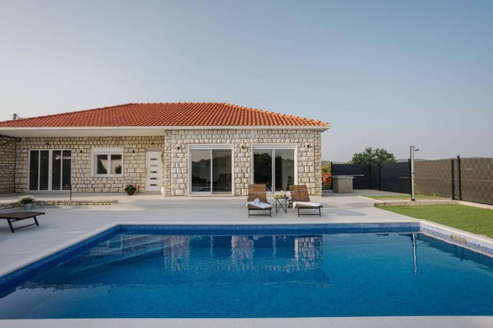 Villa Verde Villa in Šibenik-Knin County, Croatia