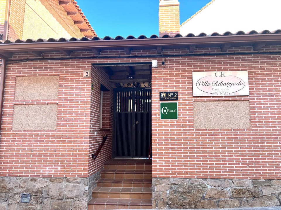 Casa Rural Villa Ribatejada House in Community of Madrid