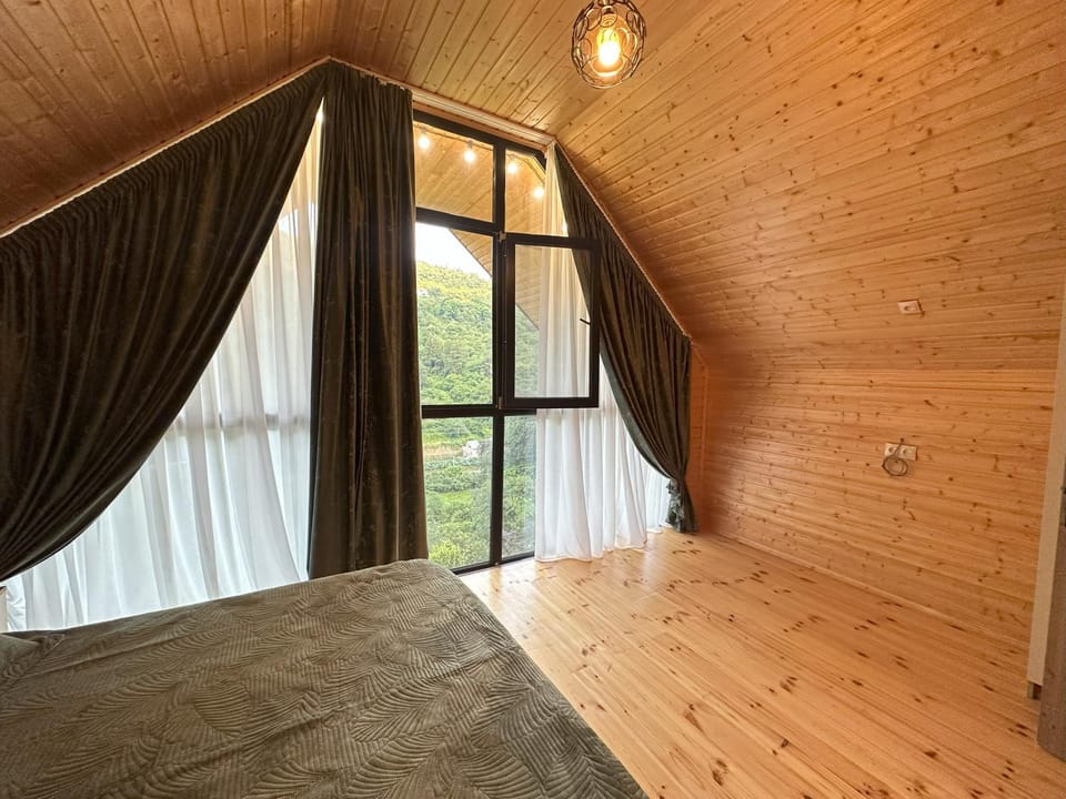 Iliaseuli's Cottage House in Batumi