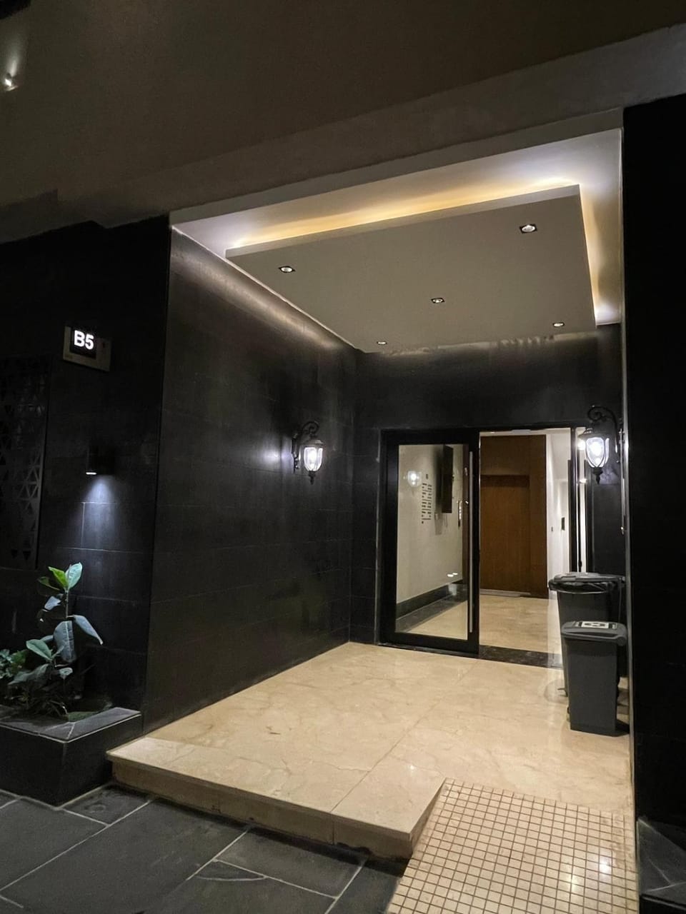 شقة باربع غرف نوم بمجمع سكني فاخر ومسابح وناودي رياضية Apartment in Riyadh